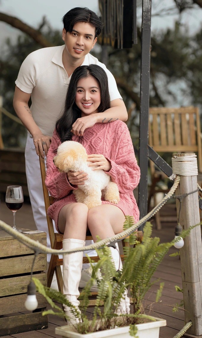 Nam ca sĩ mong muốn có con với bạn gái trước khi về chung một nhà.