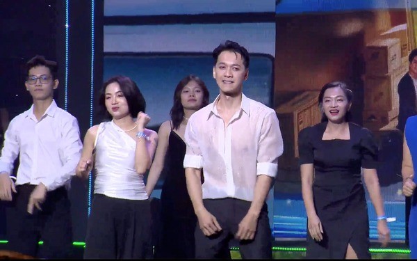 Được biết, ông Trần Hùng Huy là vị chủ tịch ngân hàng đặc biệt, là chủ tịch ngân hàng duy nhất tại Việt Nam công khai tài khoản mạng xã hội Facebook.