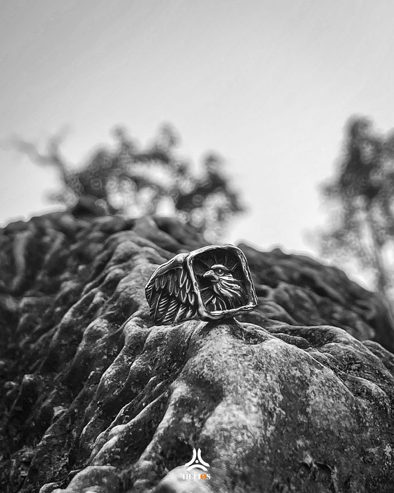 Thương hiệu phụ kiện thời thủ công Helios có gì mà khiến giới trẻ mê mẩn? - Ảnh 3