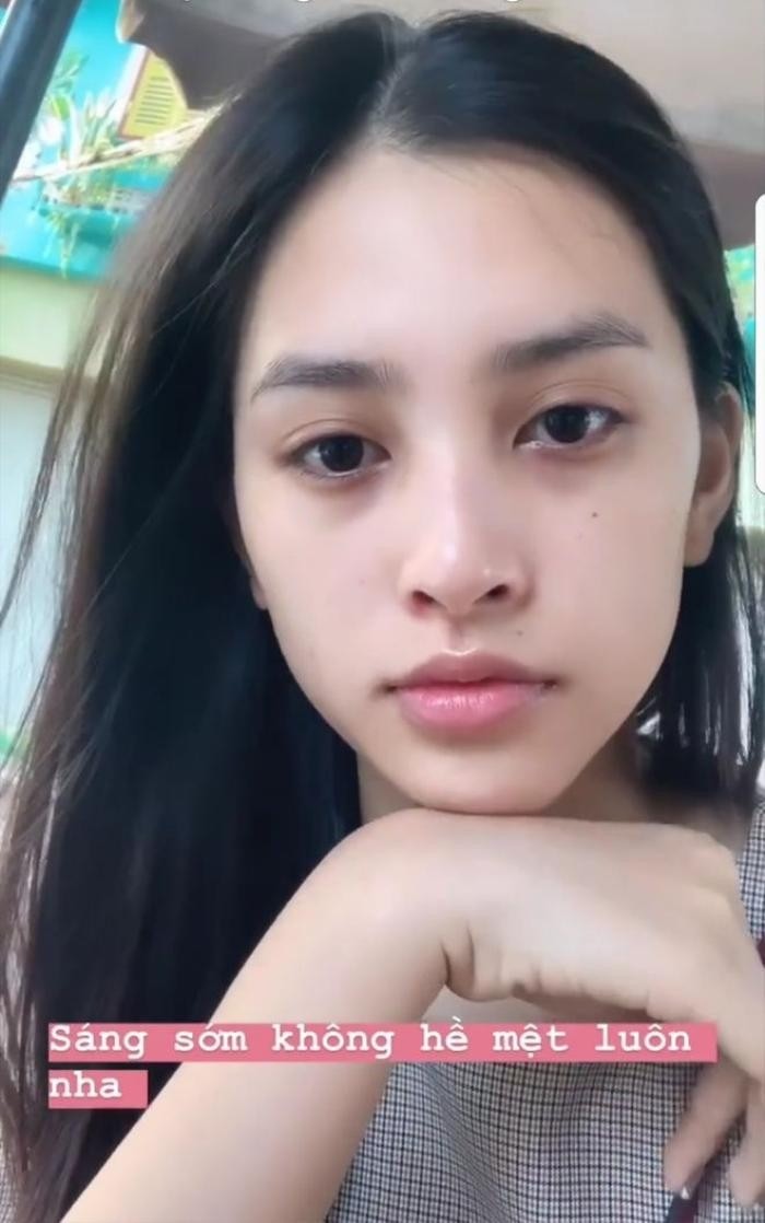 Ngay cả khi không trang điểm, Hoa hậu Tiểu Vy vẫn cuốn hút, xứng danh 'mỹ nhân ngàn năm có một'.