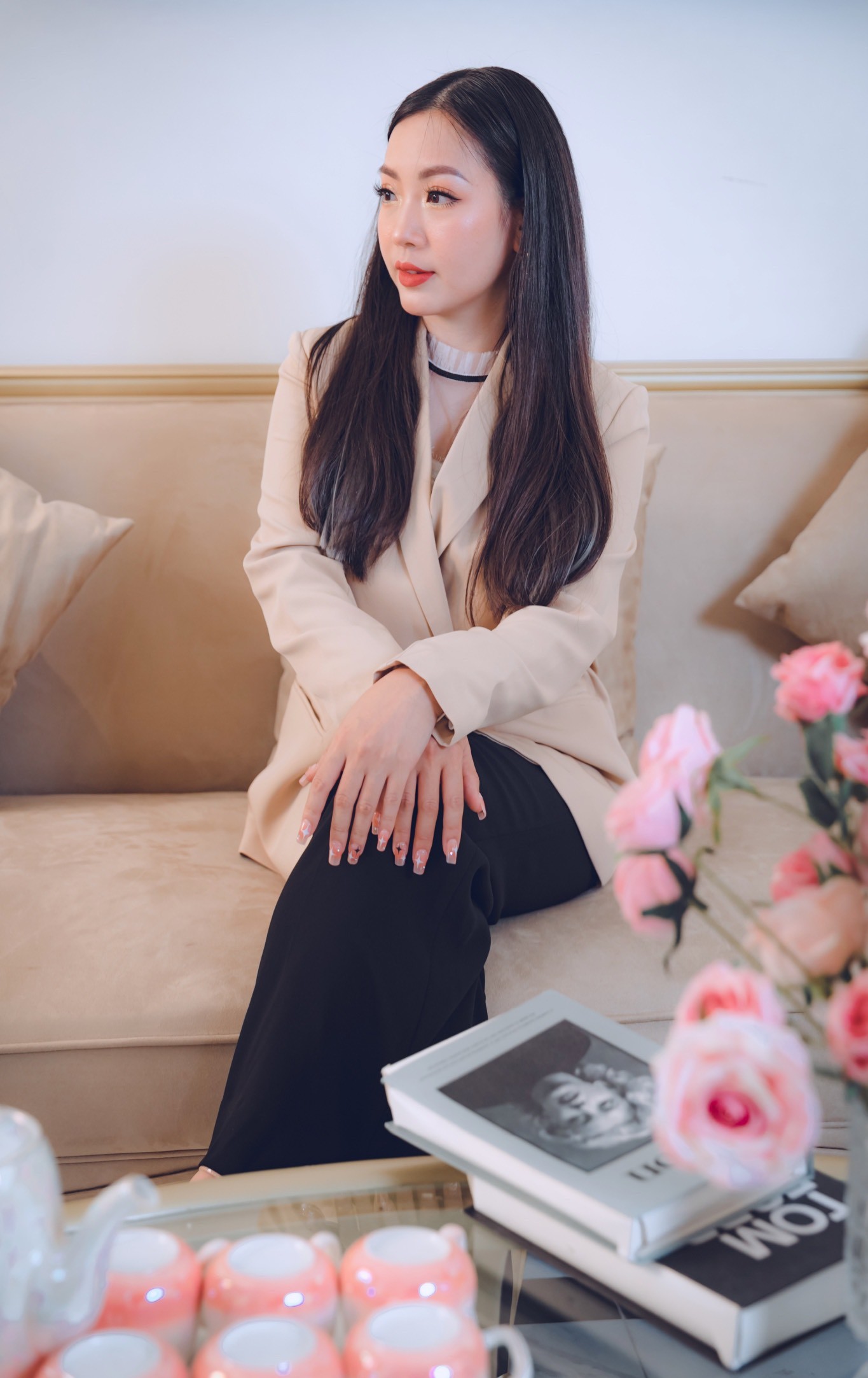 Hạnh Dung gợi ý phối đồ công sở đơn giản mà sang - Ảnh 4 Hạnh Dung gợi ý phối đồ công sở đơn giản mà sang - Ảnh 4