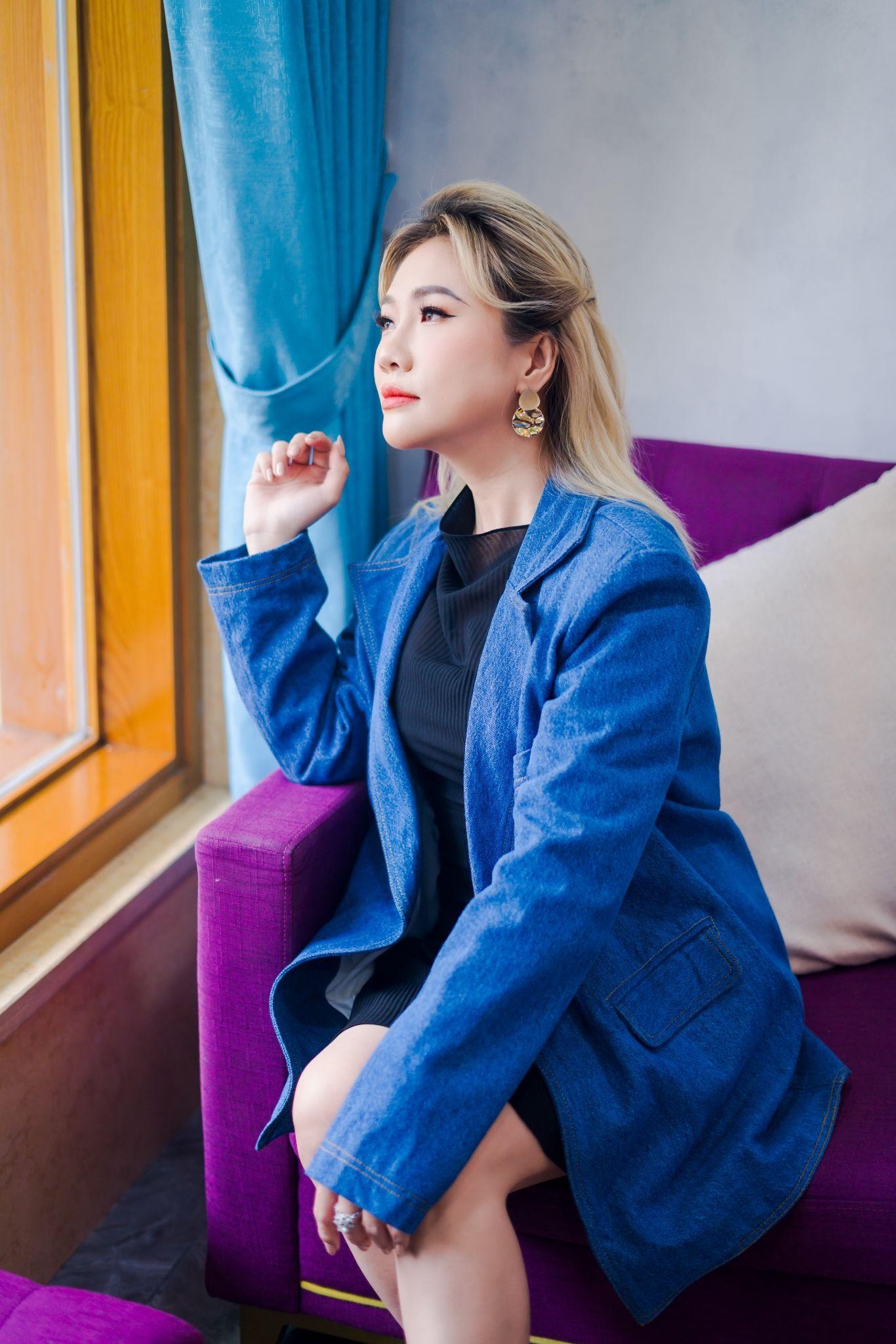 Cô từng gặp nhiều khó khăn khi dấn thân vào lĩnh vực mới