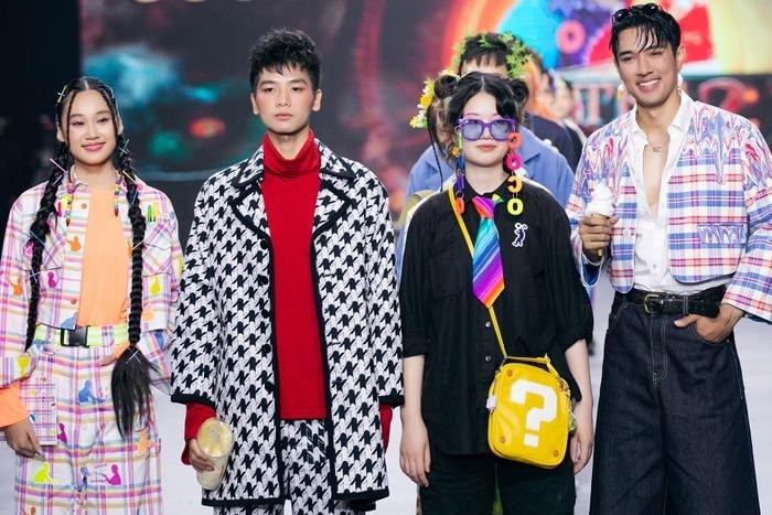 Bị chỉ trích khi uống trà sữa, diễn thời trang 'khịa' Hoa hậu Ý Nhi, phía VĐV Kim Sơn nói gì? - Ảnh 3 Bị chỉ trích khi uống trà sữa, diễn thời trang 'khịa' Hoa hậu Ý Nhi, phía VĐV Kim Sơn nói gì? - Ảnh 3
