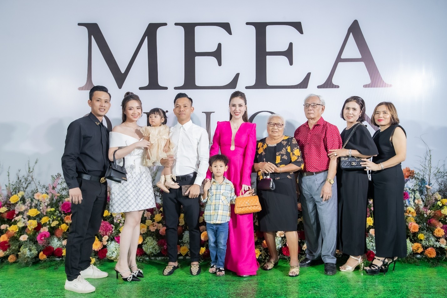 Chủ tịch Mai Anh cùng gia đình tại tiệc khai xuân MEEA spring festival 2023