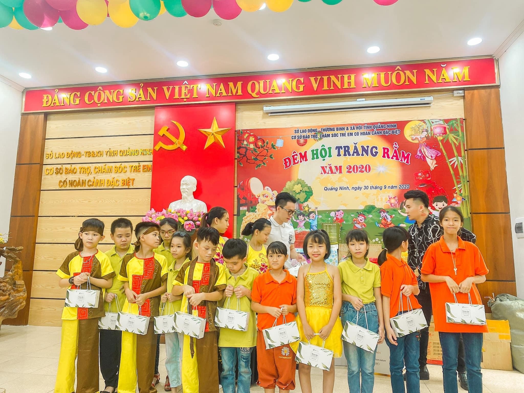 TikToker Nguyễn Việt Anh Người đứng sau thành công của loạt video từ thiện giúp người vô gia cư - Ảnh 5