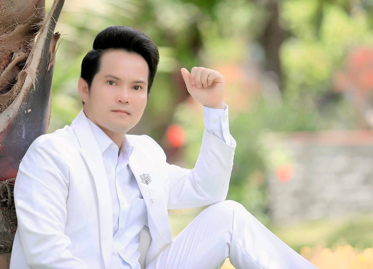 Ca nhạc sĩ Lương Minh Đạt cán mốc 1 triệu lượt xem cho MV Thương Em Gái Miền Tây  - Ảnh 4