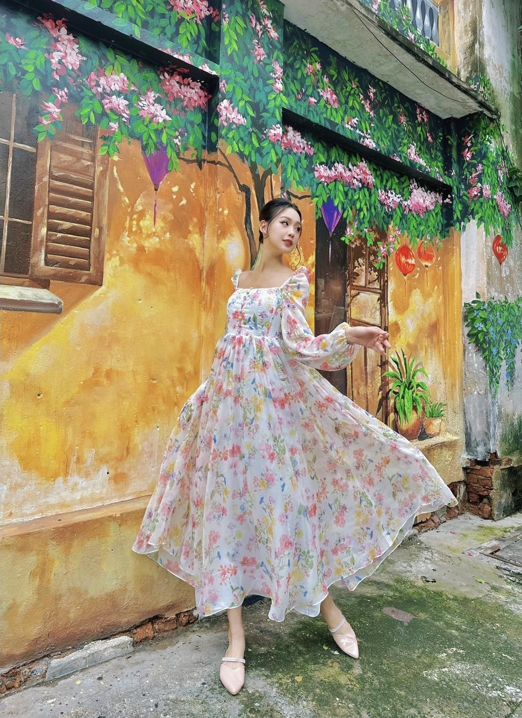 Lê Nguyễn Bảo Ngọc sinh năm 2001 tại Cần Thơ, là sinh viên khoa Quản trị Kinh doanh tại Trường Đại học Quốc tế Thành phố Hồ Chí Minh.