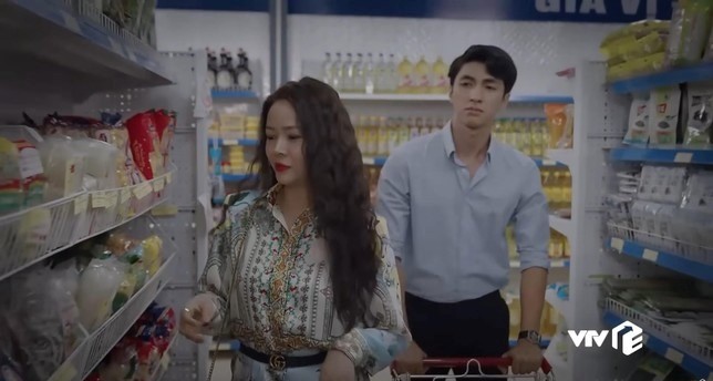 Những lần Bình An làm phi công đổi tình lấy tiền trong phim truyền hình: Từ gã khù khờ, biến thành 'tay chơi' - Ảnh 1 Những lần Bình An làm phi công đổi tình lấy tiền trong phim truyền hình: Từ gã khù khờ, biến thành 'tay chơi' - Ảnh 1