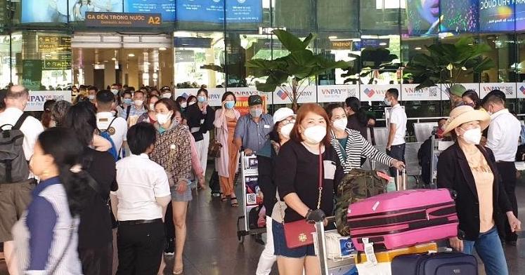 Sân bay Tân Sơn Nhất đón hơn 93 nghìn hành khách trong ngày cuối của kỳ nghỉ lễ Quốc khánh 