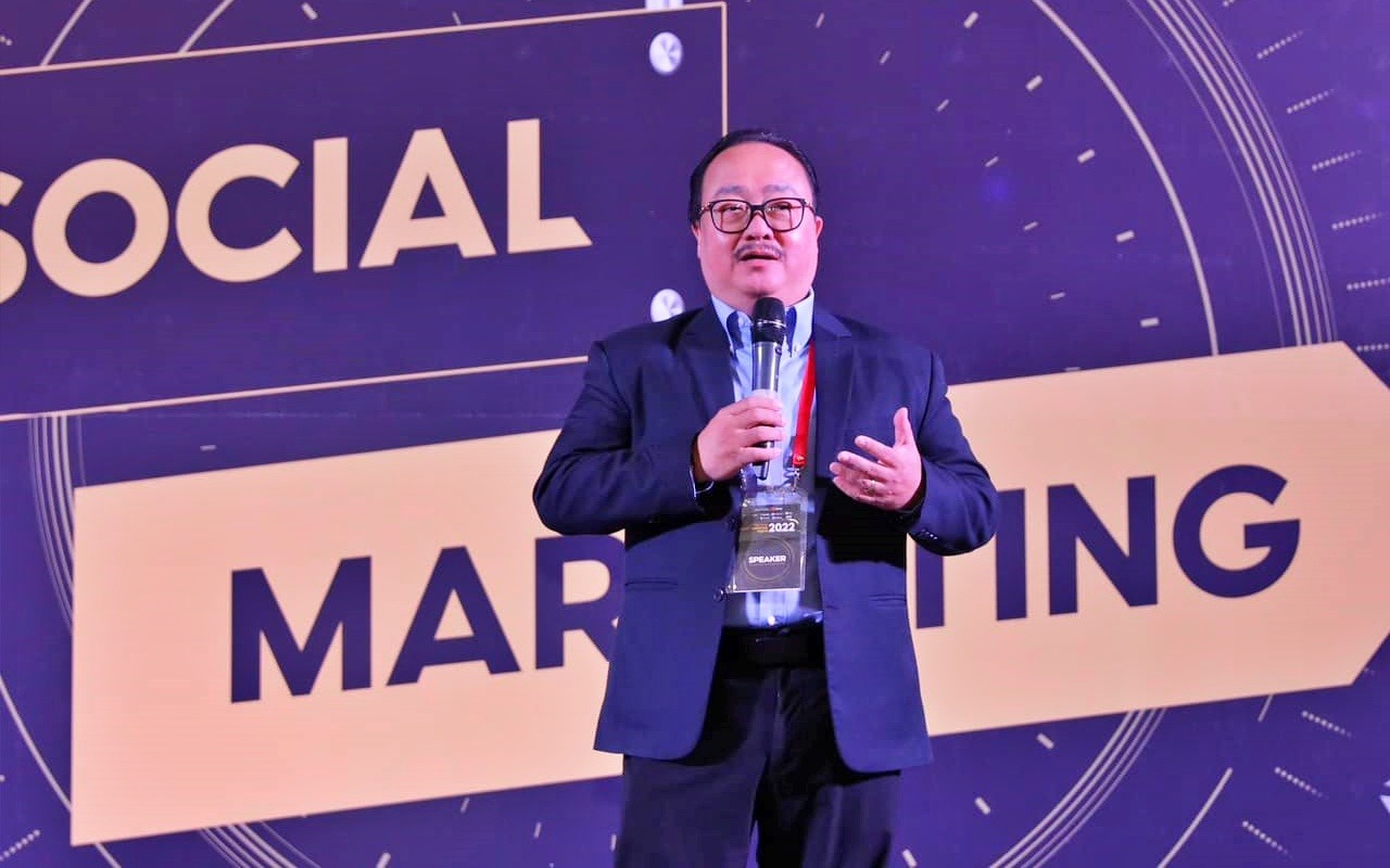 Ông Nguyễn Ngọc Dũng - Chủ tịch Hiệp hội Thương mại điện tử Việt Nam (VECOM) phát biểu khai mạc.