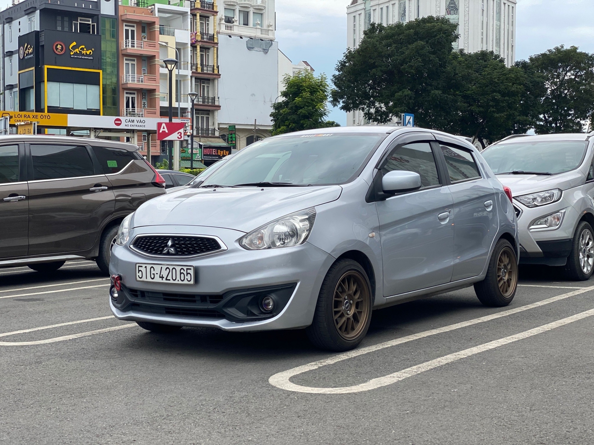 4 mẫu xe gia đình đời cao giá chưa đến 250 triệu đồng  - Ảnh 2