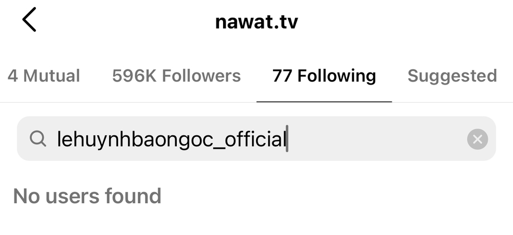 Tuy nhiên sau đó, vị Chủ tịch của Miss Grand International bất ngờ unfollow (Ảnh: Chụp màn hình)