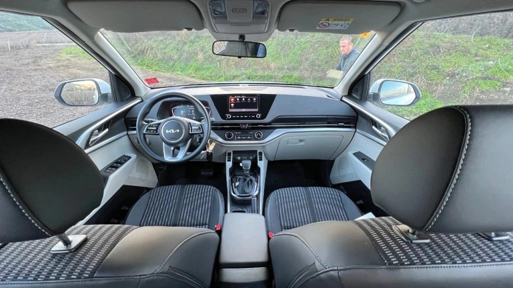 Chốt lịch thời gian ra mắt Kia Carens 2023  - Ảnh 2