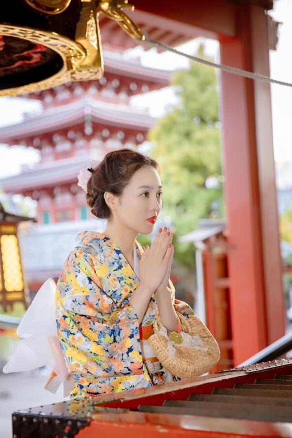 Bà xã NSND Công Lý khoe nhan sắc xinh đẹp ở Nhật Bản (Ảnh: FBNV) Bà xã NSND Công Lý khoe nhan sắc xinh đẹp ở Nhật Bản (Ảnh: FBNV)
