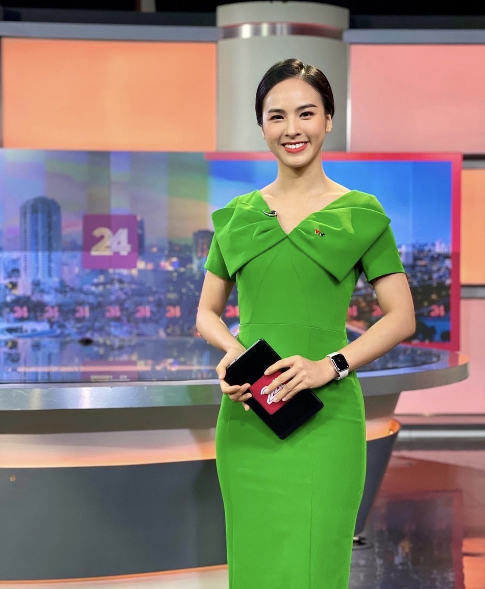 Quỳnh Nga được biết đến là BTV của Đài truyền hình Việt Nam (Ảnh: FBNV)