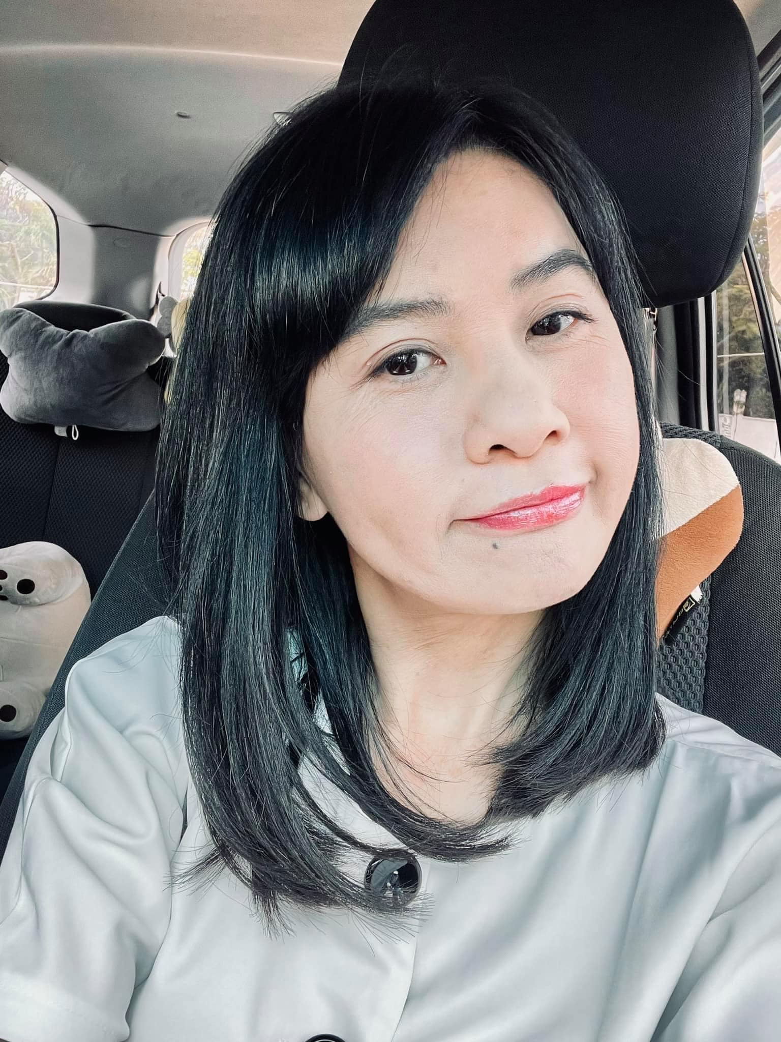 Chia tay Kiều Minh Tuấn, Cát Phượng tập trung cho công việc, chăm sóc con trai (Ảnh: FBNV) Chia tay Kiều Minh Tuấn, Cát Phượng tập trung cho công việc, chăm sóc con trai (Ảnh: FBNV)