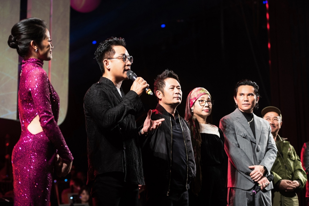 Bằng Kiều, Tuấn Hưng ủng hộ Tú Dưa quay trở lại 'đường đua âm nhạc'.