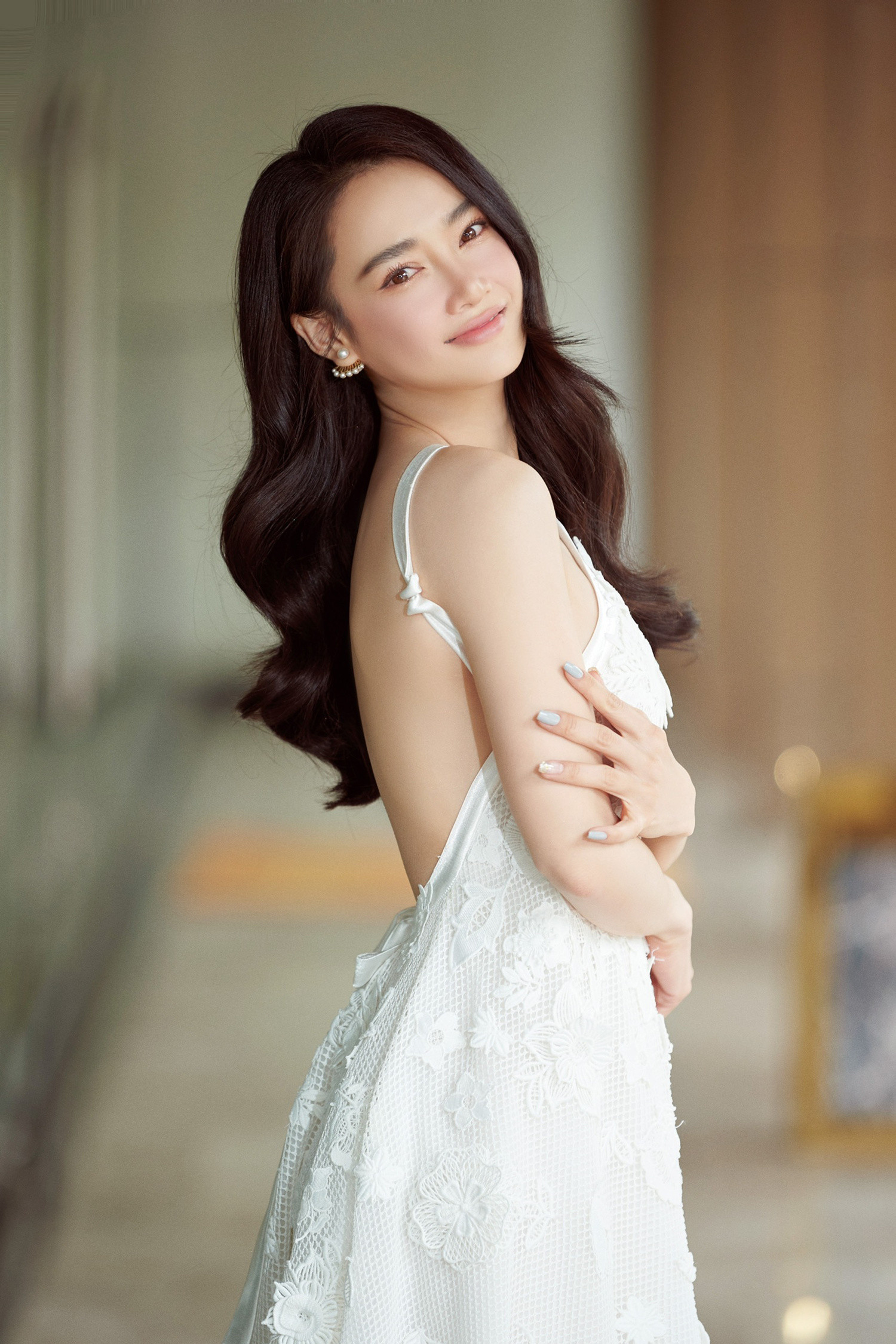 Là gái 1 con nhưng Nhã Phương được khen ngợi ngày càng nhuận sắc (Ảnh: FBNV) Là gái 1 con nhưng Nhã Phương được khen ngợi ngày càng nhuận sắc (Ảnh: FBNV)
