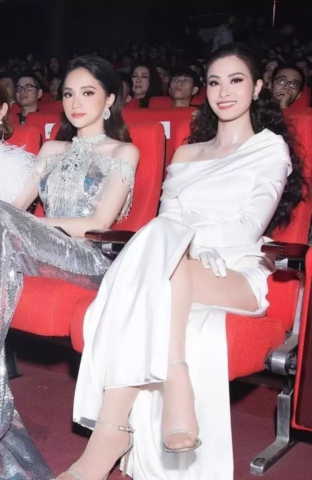 Hương Giang từng khẳng định O Sen chính là cô giáo thanh nhạc của mình (Ảnh: Internet) Hương Giang từng khẳng định O Sen chính là cô giáo thanh nhạc của mình (Ảnh: Internet)