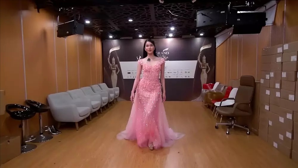 Phương Anh đặt mong muốn giành chiếc vương miện Miss International đầu tiên về cho Việt Nam (Ảnh: Chụp màn hình)