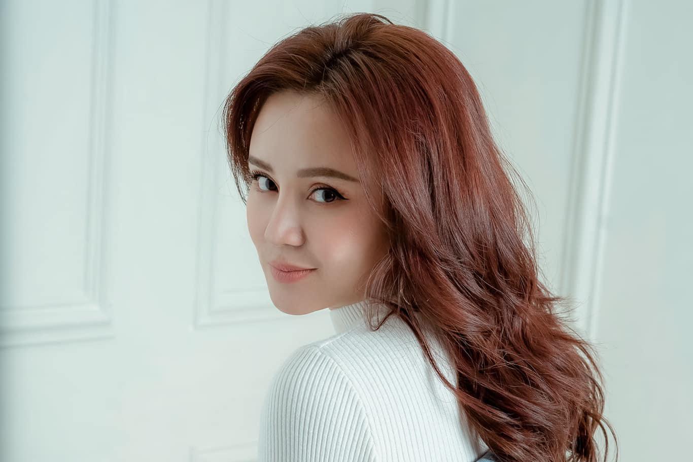 Vy Oanh là nghệ sĩ tài sắc trong showbiz Việt (Ảnh: FBNV)