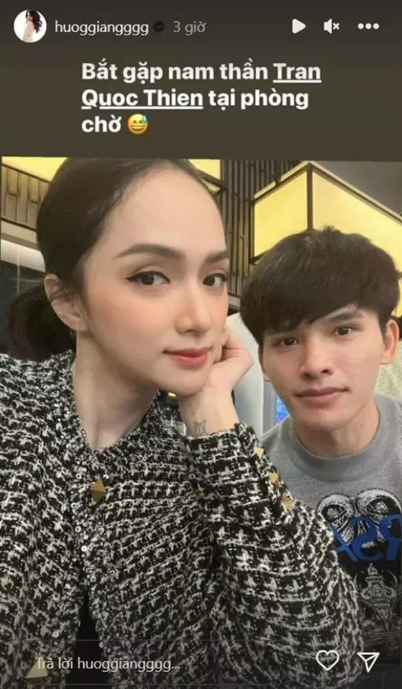 Hương Giang công khai gọi Quốc Thiên là nam thần (Ảnh: Chụp màn hình) Hương Giang công khai gọi Quốc Thiên là nam thần (Ảnh: Chụp màn hình)