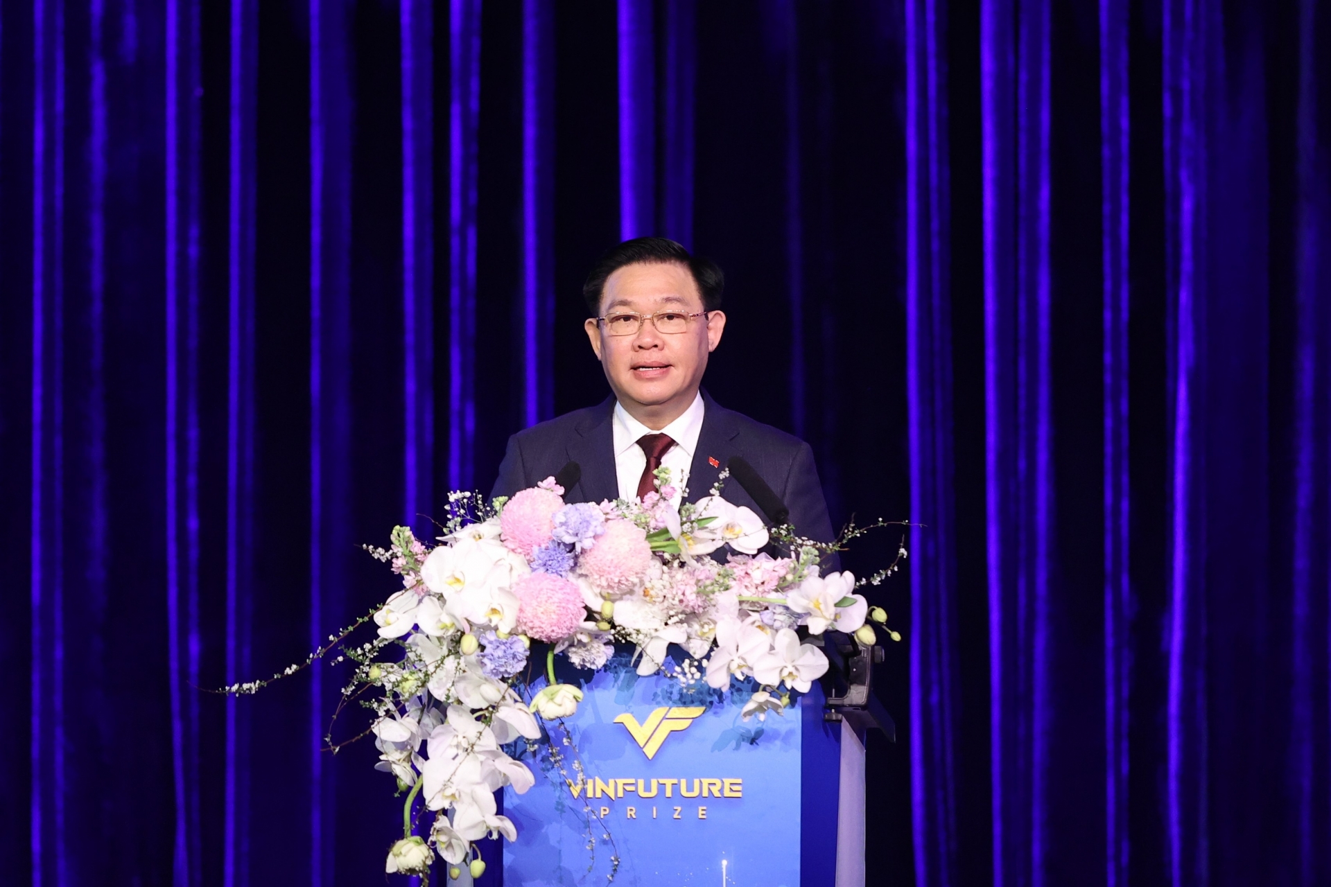 Chủ tịch Quốc hội Vương Đình Huệ phát biểu tại buổi lễ.