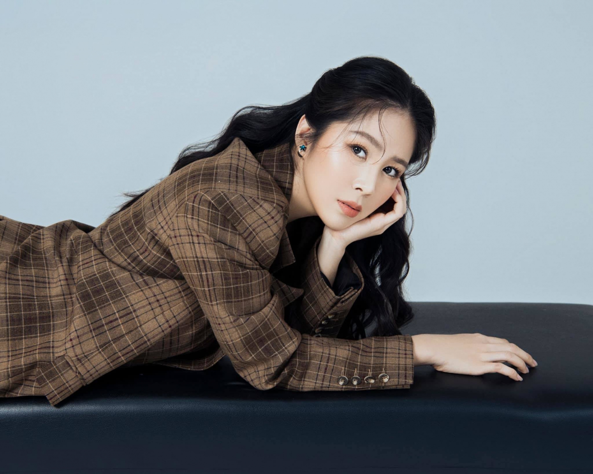 Lê Phương được biết đến trong vai trò diễn viên với hàng loạt các vai diễn trong các phim như: Gạo nếp gạo tẻ, Khúc mưa, Nước mắt chảy ngược,...