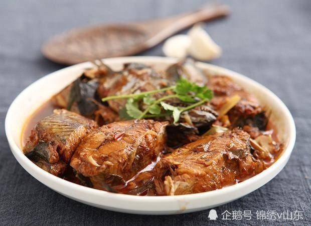 Cách làm món cá thu kho cay, ngon khó cưỡng cho ngày gió lạnh về - Ảnh 2 Cách làm món cá thu kho cay, ngon khó cưỡng cho ngày gió lạnh về - Ảnh 2