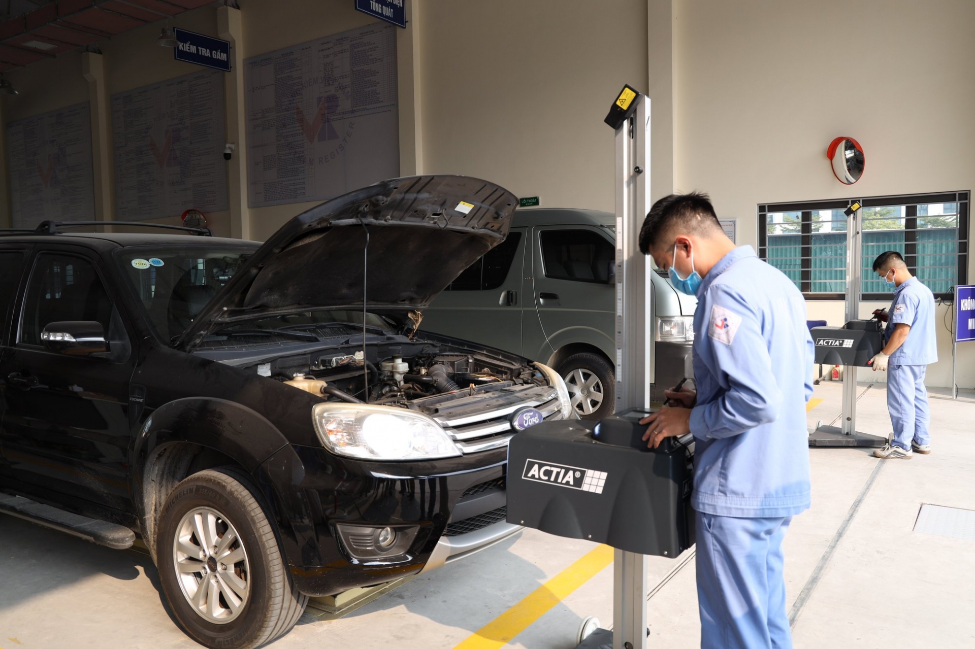 8 kinh nghiệm nằm lòng khi mua ô tô cũ để vừa rẻ vừa tốt  - Ảnh 2