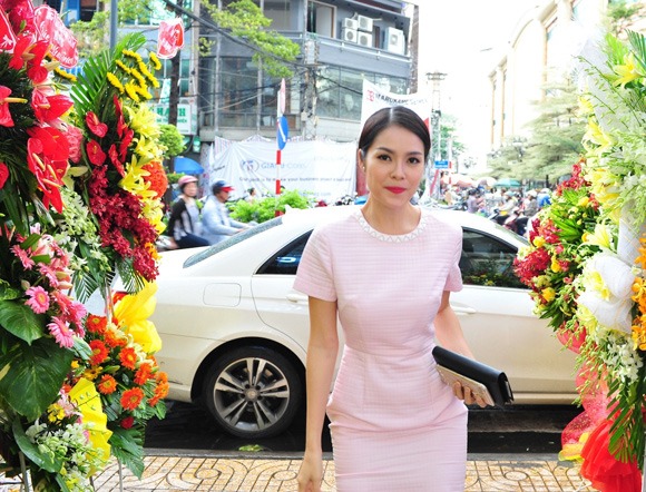 Dương Cẩm Lynk hiện đang độc thân và khiến nhiều người ngưỡng mộ vì sự giàu có (Ảnh: FBNV) Dương Cẩm Lynk hiện đang độc thân và khiến nhiều người ngưỡng mộ vì sự giàu có (Ảnh: FBNV)