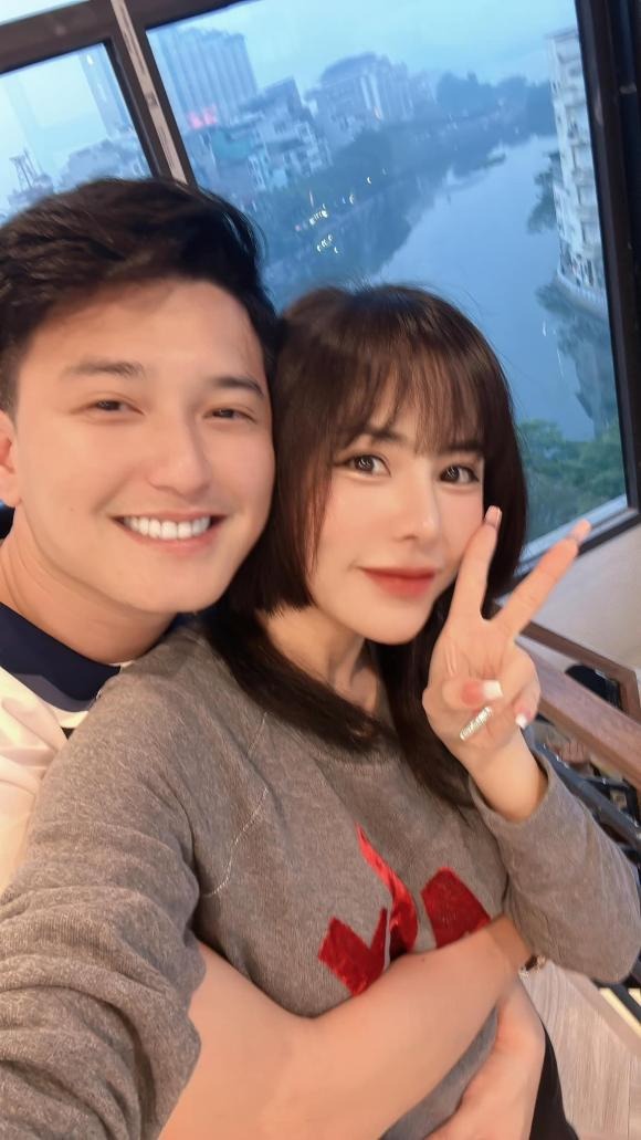 Huỳnh Anh bị Bạch Lan Phương giận dỗi, hé lộ cách làm hòa khiến nhiều người bất ngờ (Ảnh: FBNV) Huỳnh Anh bị Bạch Lan Phương giận dỗi, hé lộ cách làm hòa khiến nhiều người bất ngờ (Ảnh: FBNV)