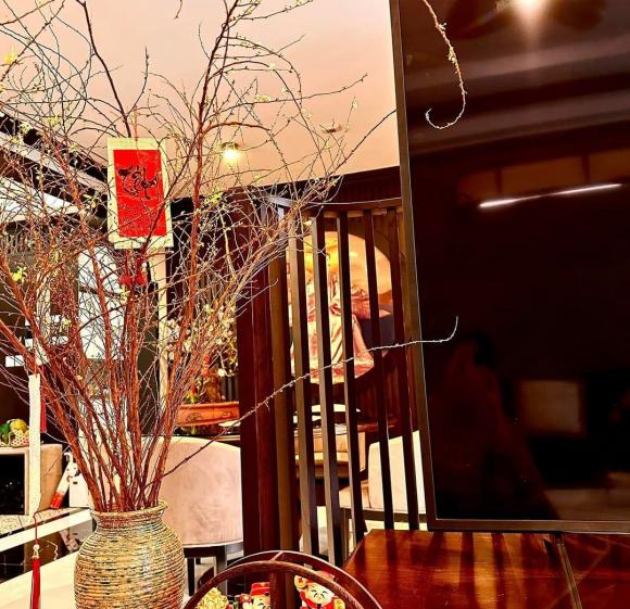 Phương Oanh trang hoàng nhà cửa đón Tết Quý Mão 2023 - Ảnh 1