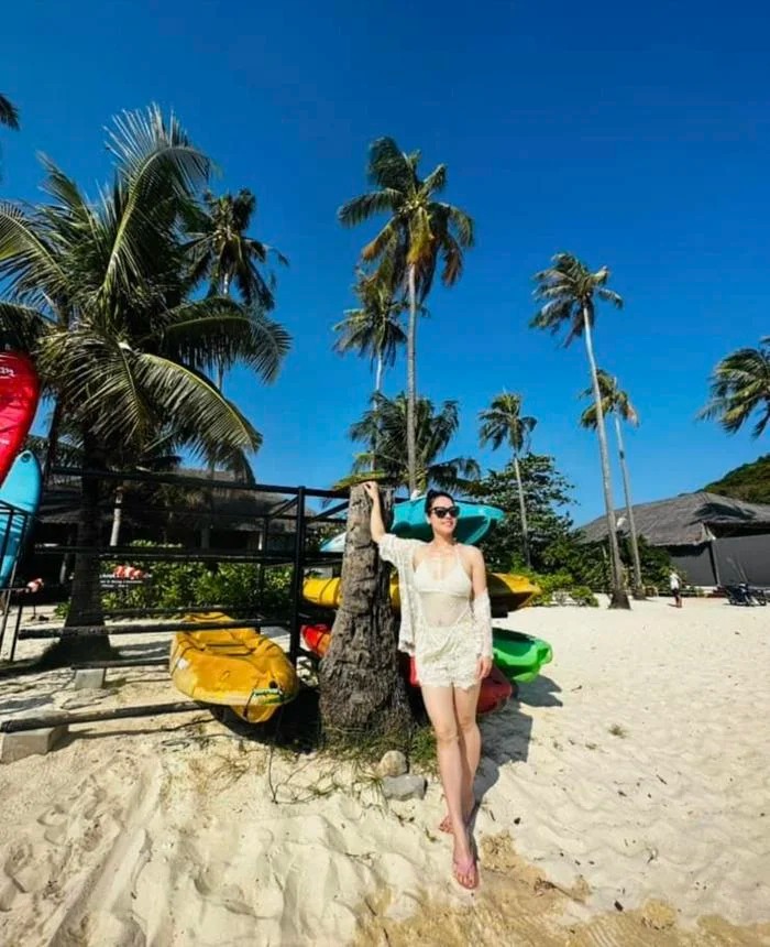 Nhật Kim Anh diện bikini, khoe trọn nhan sắc nóng bỏng (Ảnh: FBNV) Nhật Kim Anh diện bikini, khoe trọn nhan sắc nóng bỏng (Ảnh: FBNV)