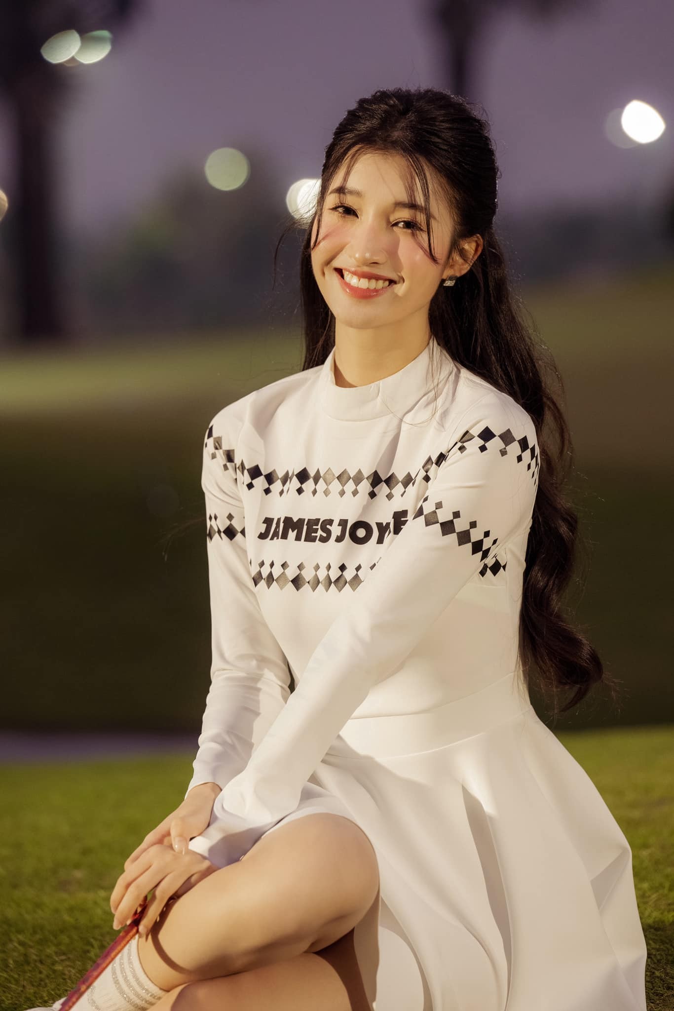 Á hậu Phương Nhi tiết lộ điểm thi Đại học, fan sắc đẹp cũng phải bất ngờ - Ảnh 1