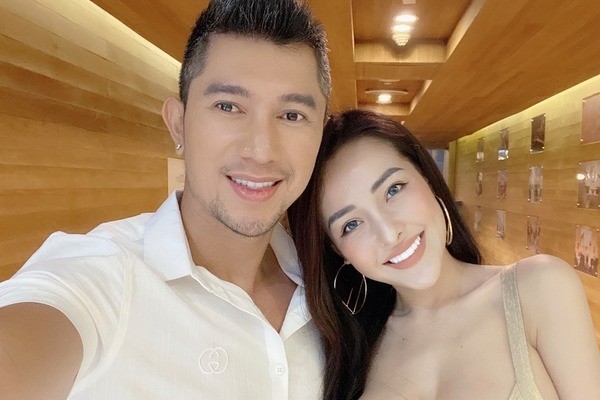 Ngân 98 chủ động xin chụp ảnh chung với Hồ Ngọc Hà - Ảnh 1 Ngân 98 chủ động xin chụp ảnh chung với Hồ Ngọc Hà - Ảnh 1