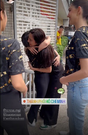 Hội ngộ mami Teresa sau quãng thời gian xa cách, thái độ của Thùy Tiên gây chú ý 3 Hội ngộ mami Teresa sau quãng thời gian xa cách, thái độ của Thùy Tiên gây chú ý 3