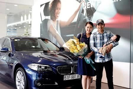 Ngọc Lan bán chiếc xế sang giữa lùm xùm 'tố' đơn vị bán bảo hiểm 3 Ngọc Lan bán chiếc xế sang giữa lùm xùm 'tố' đơn vị bán bảo hiểm 3