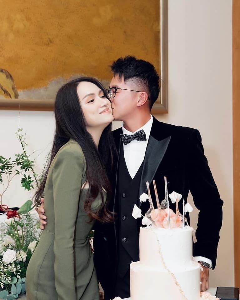 Hương Giang - Matt Liu từng là cặp đôi hạnh phúc khiến nhiều người ngưỡng mộ (Ảnh: FBNV) Hương Giang - Matt Liu từng là cặp đôi hạnh phúc khiến nhiều người ngưỡng mộ (Ảnh: FBNV)