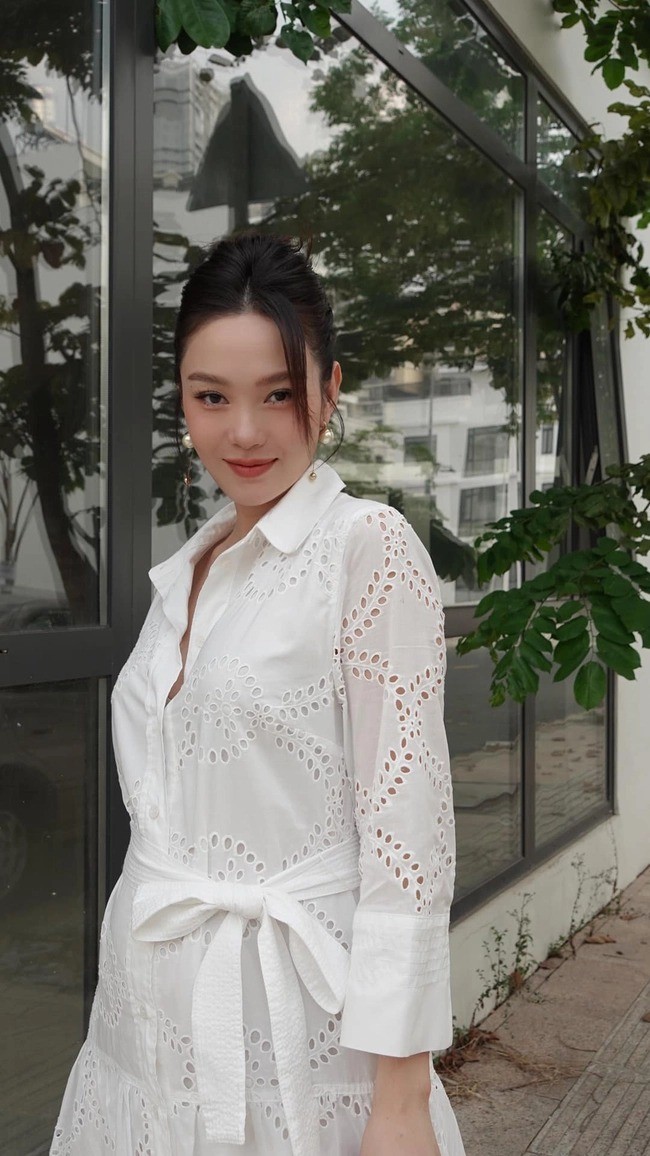 Minh Hằng đang ở giai đoạn giữa của thai kỳ (Ảnh: FBNV) Minh Hằng đang ở giai đoạn giữa của thai kỳ (Ảnh: FBNV)