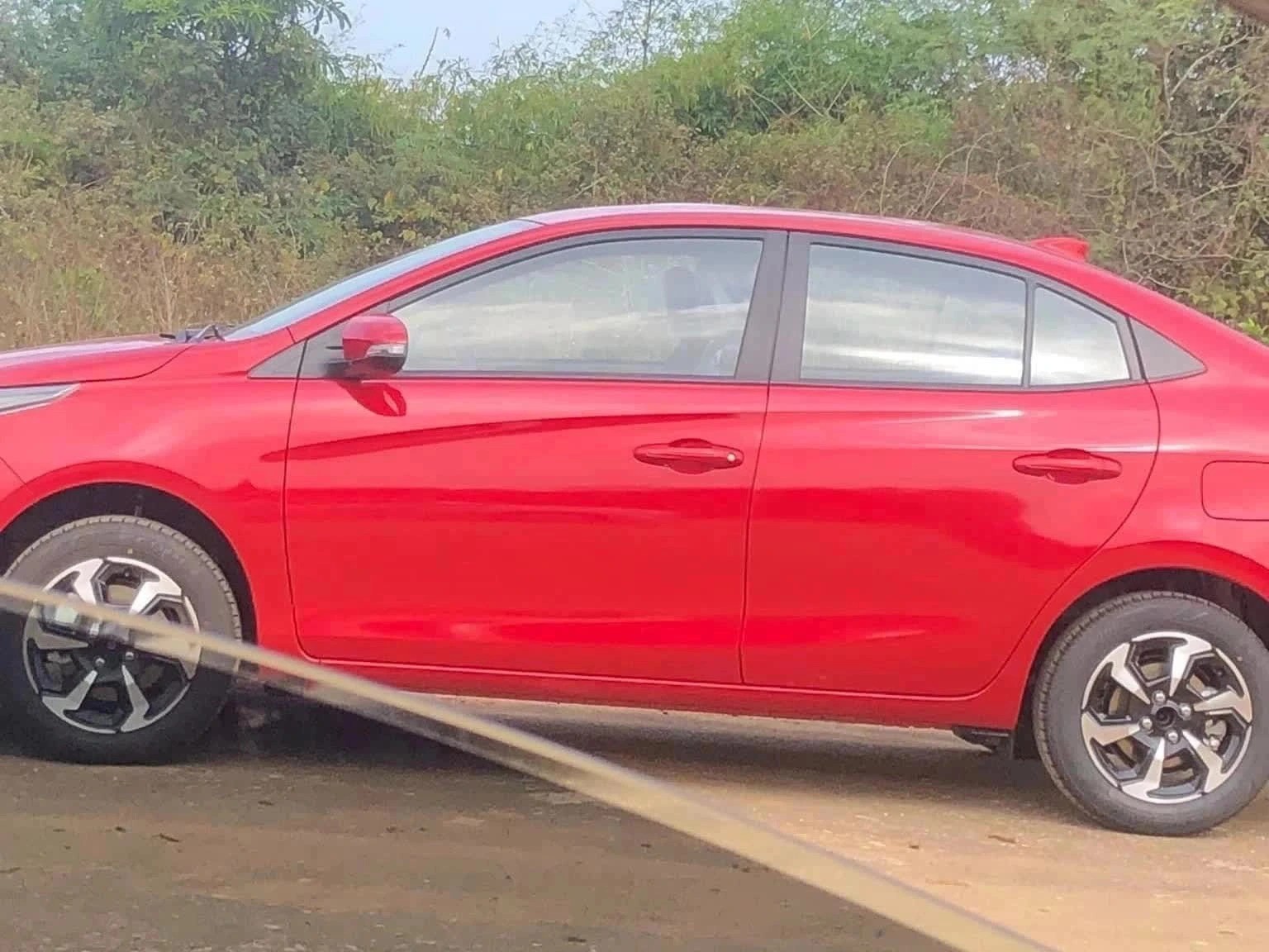 Đại lý chính thức nhận cọc Toyota Vios 2023: 'Chốt' thời gian ra mắt, quyết đua doanh số với Hyundai Accent - Ảnh 2