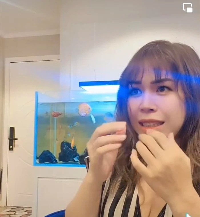 Màn diễn xuất của vợ Mạnh Trường khiến cho nhiều người không khỏi chú ý (Ảnh: Chụp màn hình) Màn diễn xuất của vợ Mạnh Trường khiến cho nhiều người không khỏi chú ý (Ảnh: Chụp màn hình)