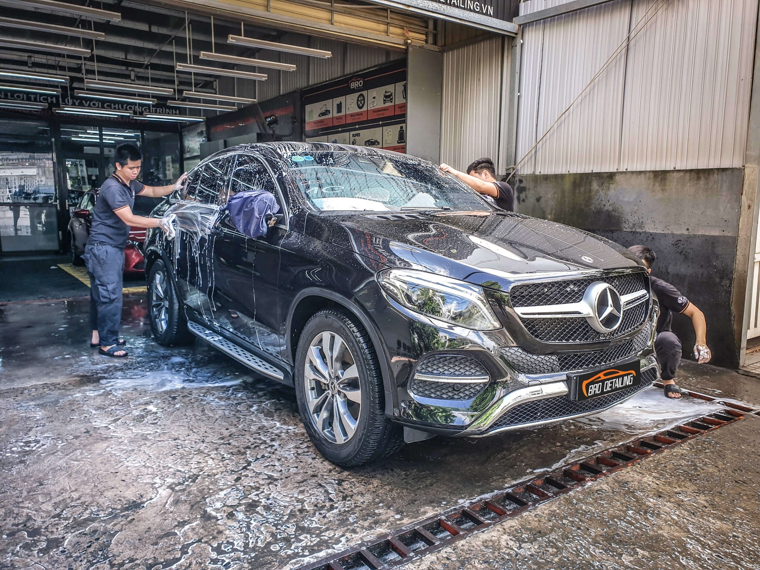 Bao lâu thì nên rửa xe, cách thao tác cần lưu ý gì? 2 Bao lâu thì nên rửa xe, cách thao tác cần lưu ý gì? 2