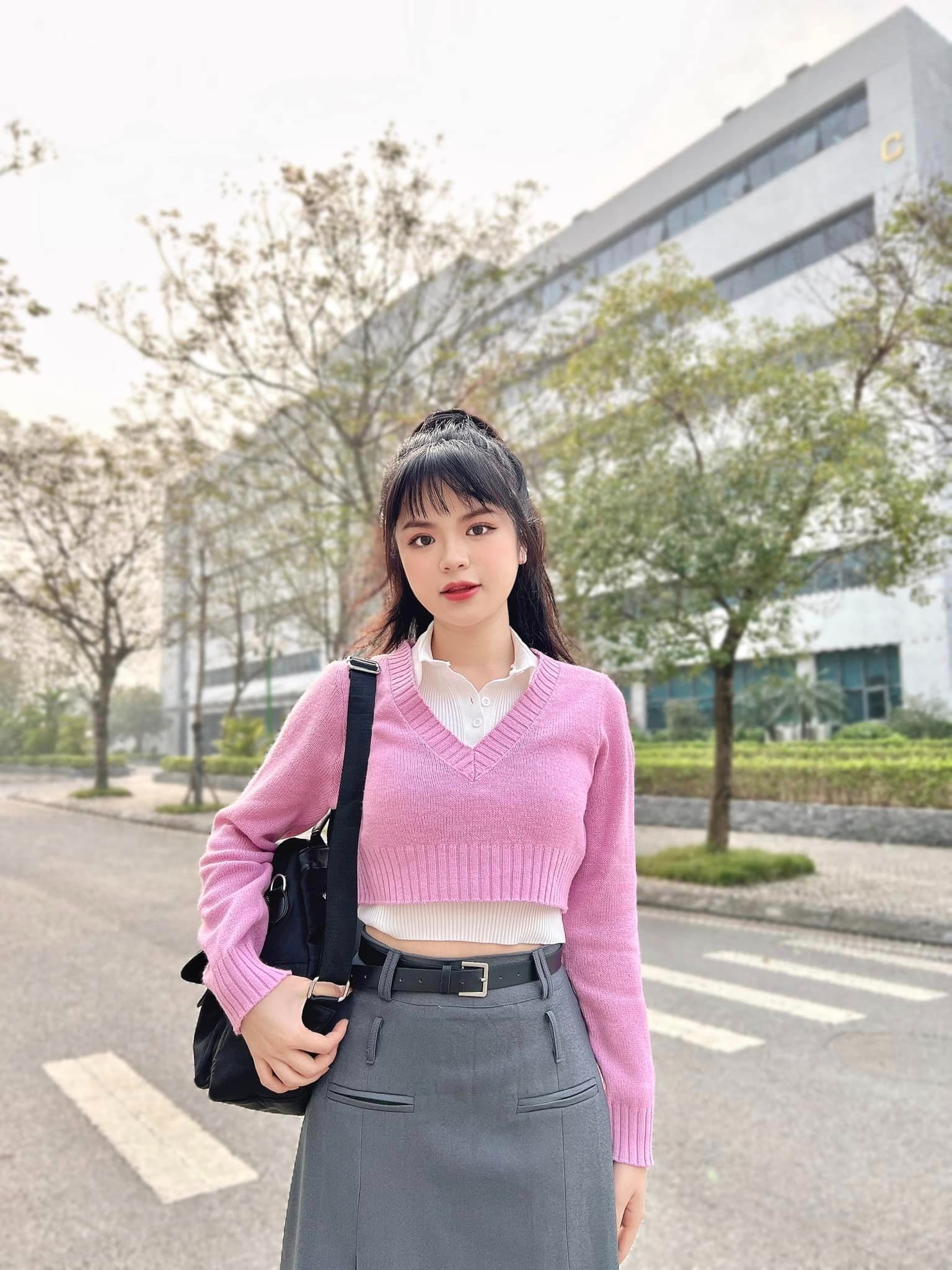 Hà Đan vào vai sinh viên khiến nhiều người chú ý (Ảnh: FBNV)