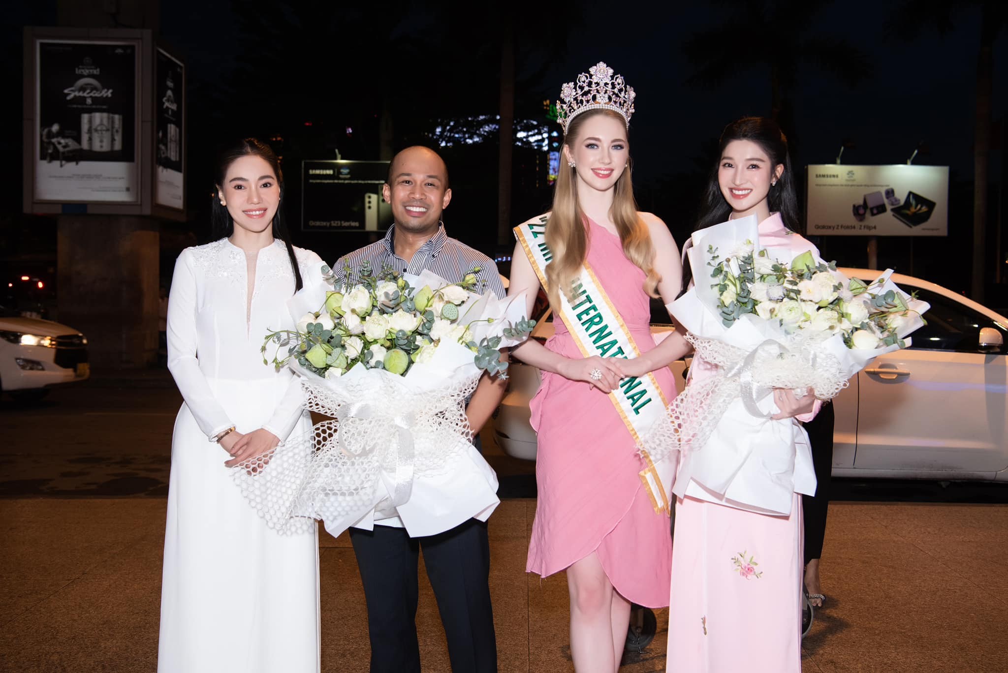 Hội chị em nô nức ngoài Vũng Tàu dự show của NTK, Á hậu Phương Nhi vắng mặt: Lý do gây chú ý 5 Hội chị em nô nức ngoài Vũng Tàu dự show của NTK, Á hậu Phương Nhi vắng mặt: Lý do gây chú ý 5