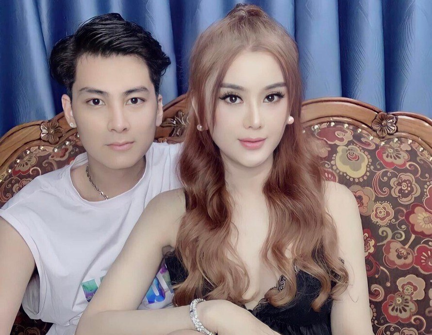 Lâm Khánh Chi - Phi Hùng ly hôn khiến nhiều người chú ý (Ảnh: FBNV)