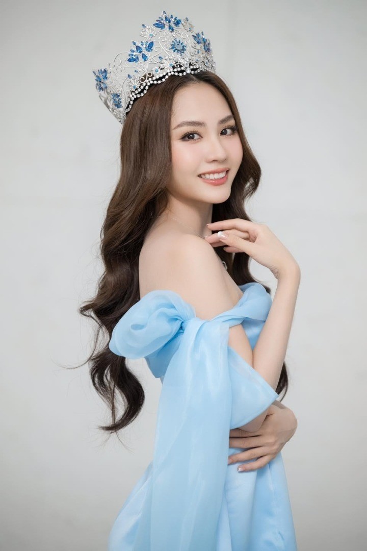 Sau đăng quang, Mai Phương vướng phải không ít những ý kiến trái chiều trên MXH (Ảnh: FBNV) Sau đăng quang, Mai Phương vướng phải không ít những ý kiến trái chiều trên MXH (Ảnh: FBNV)
