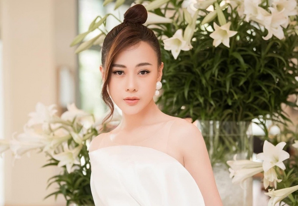 Phương Oanh lộ rõ vòng 2 lùm lùm sau khi shark Bình ẩn ý có 'tin vui' - Ảnh 2