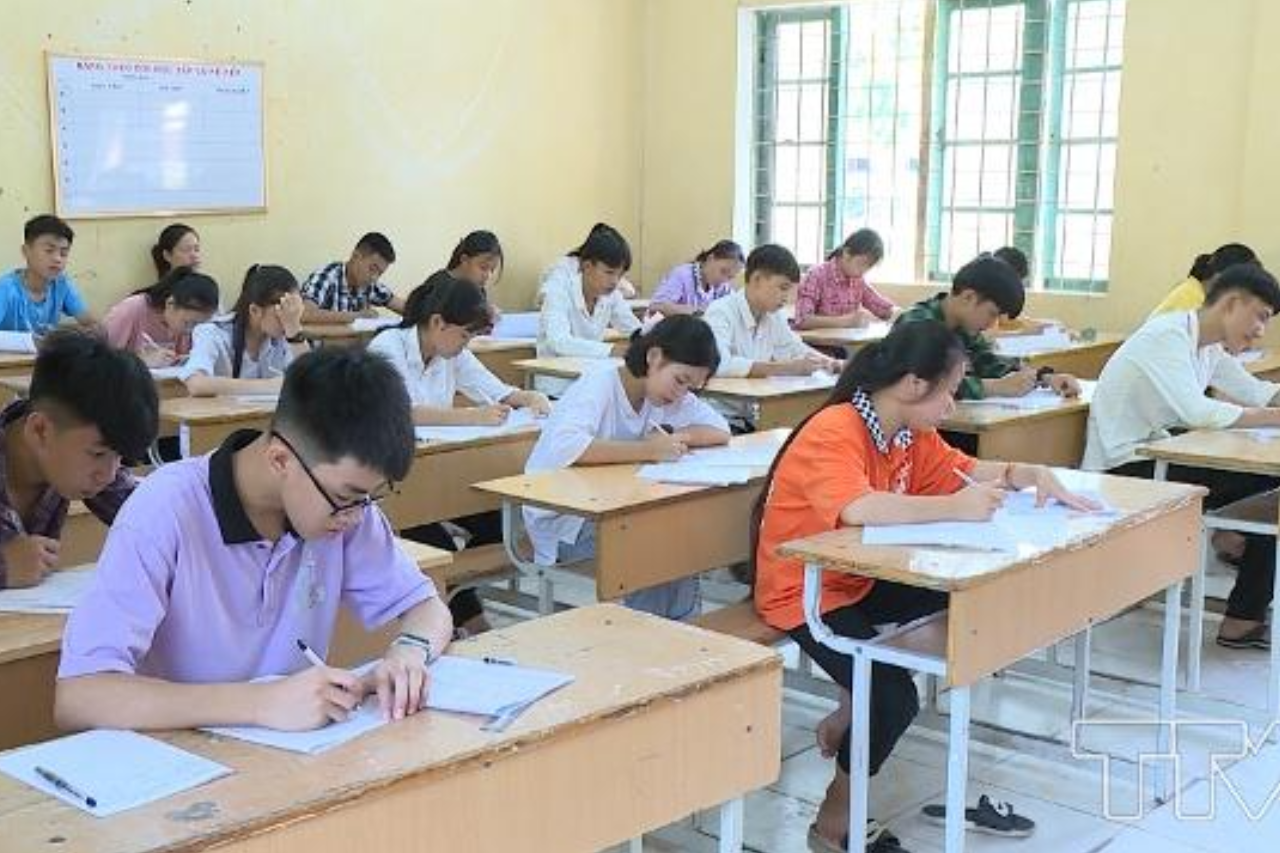 Kỳ thi tuyển sinh vào lớp 10 tỉnh Bắc Ninh năm 2023 diễn ra an toàn, nghiêm túc (Ảnh: FBNV) Kỳ thi tuyển sinh vào lớp 10 tỉnh Bắc Ninh năm 2023 diễn ra an toàn, nghiêm túc (Ảnh: FBNV)