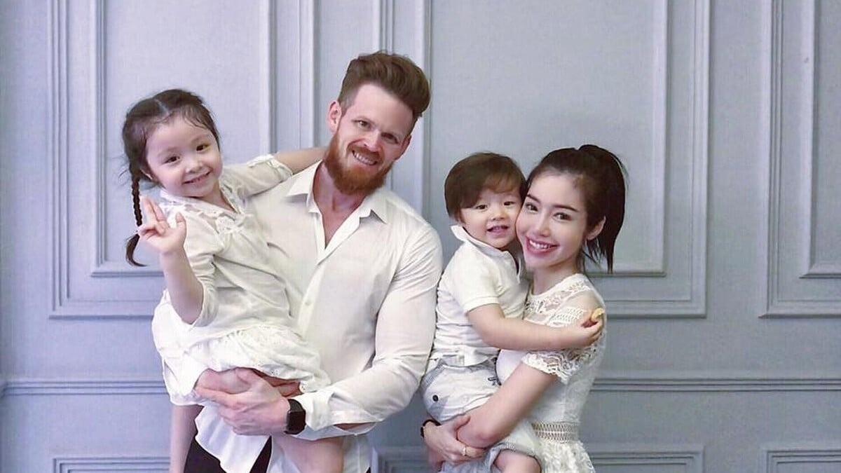 Elly Trần và các con (Ảnh: FBNV) Elly Trần và các con (Ảnh: FBNV)
